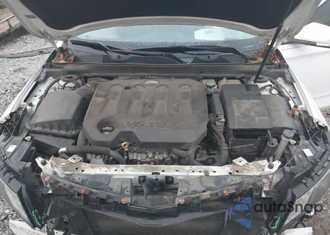 2018 Chevrolet Impala 1Lt from USA, damaged, VIN 2G1105S34J9138018